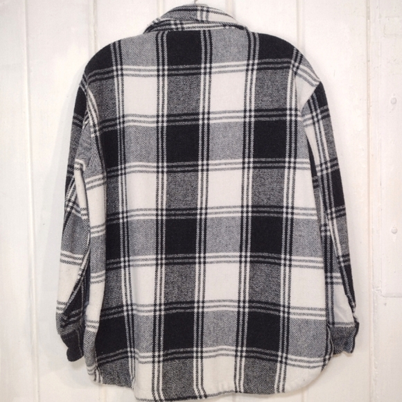Member's Mark Plaid Shacket Black and White Plaid Button-Up Size (S) - Picture 4 of 12